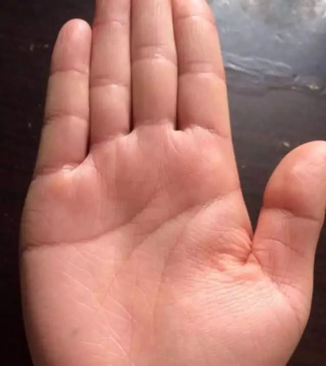 10、算命的晚婚指幾歲:所有算命先生說我會晚婚。晚婚是多少歲？現在23。