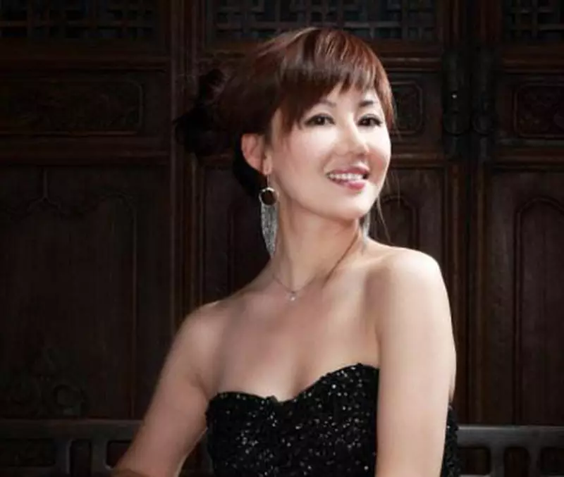 1、女命八字显示是富婆命:女命的子星哪些可以看出來