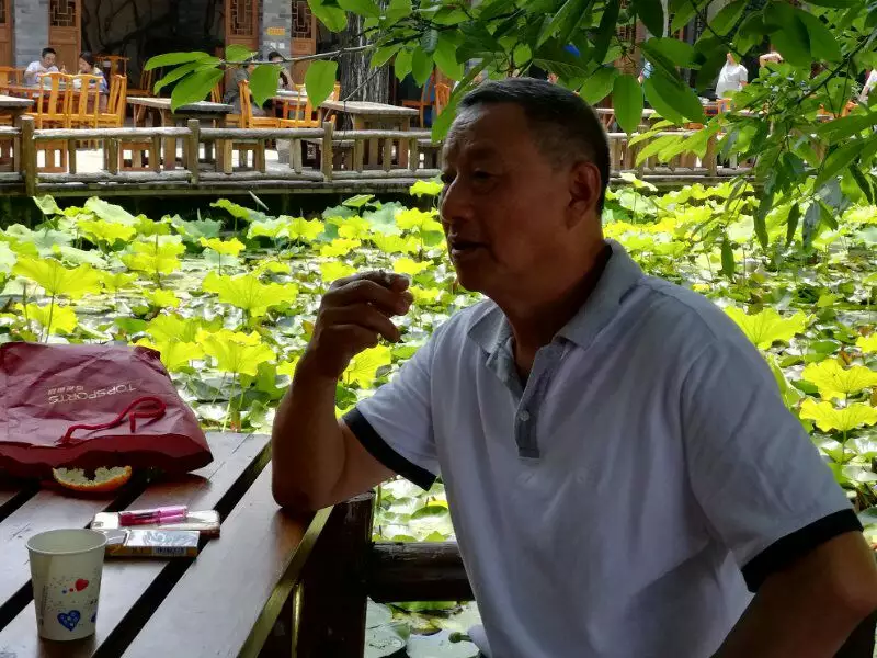 1、繆洲斌與周素萍是否能婚配:屬狗的配偶屬相