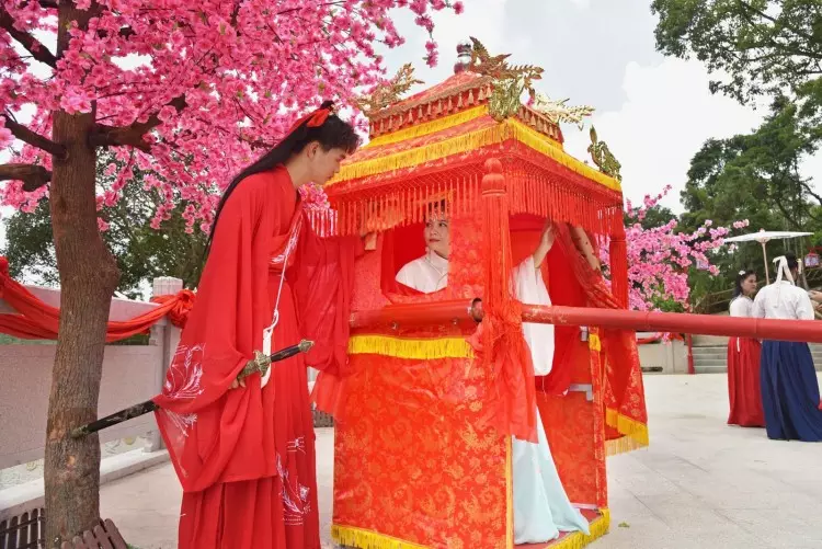 5、免費算愛情姻緣:算愛情/婚姻