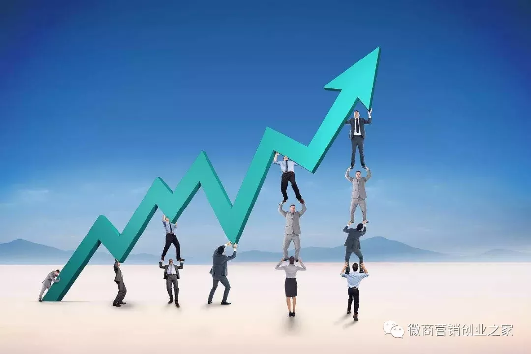 1、我和別人合開的服裝店，（估計之前她生意不好拉個合伙人）我是半道來的，現在還有三個月就到期了，可