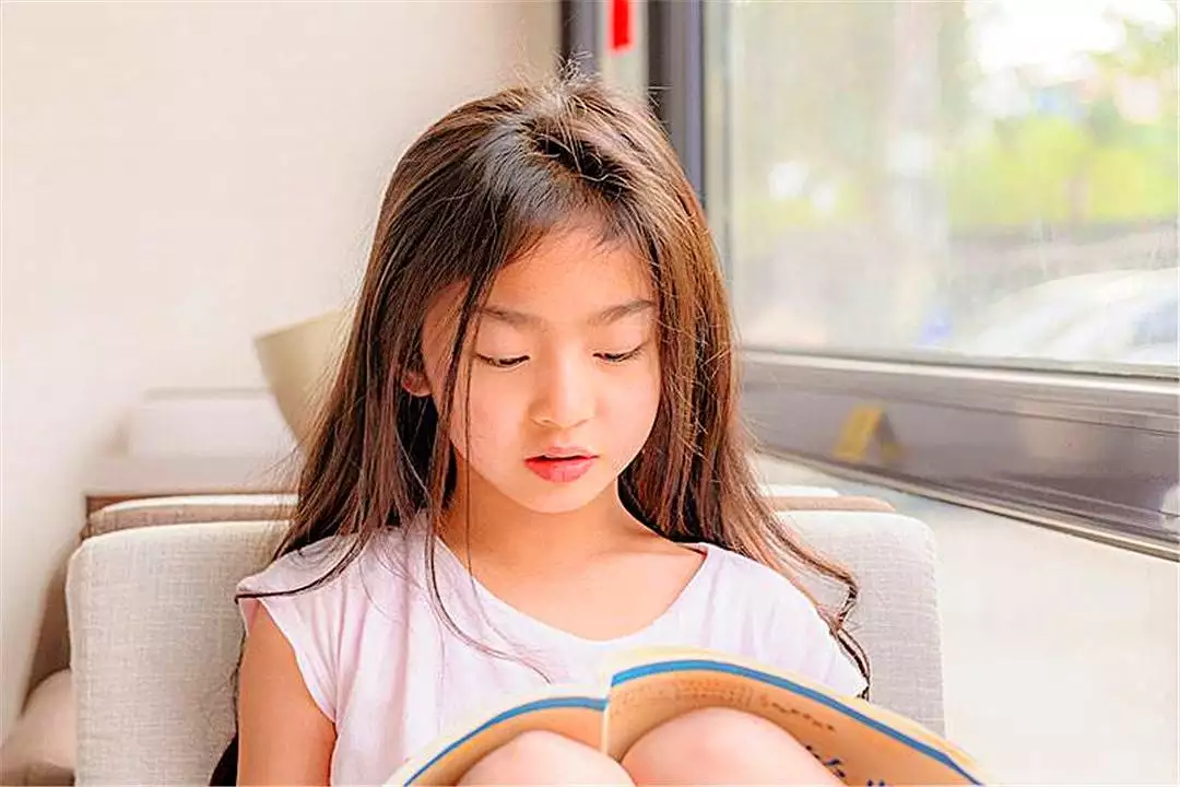4、女生大6歲可以娶嗎:一個男孩比女孩大6歲，他們會在一起嗎？他們會幸福嗎？