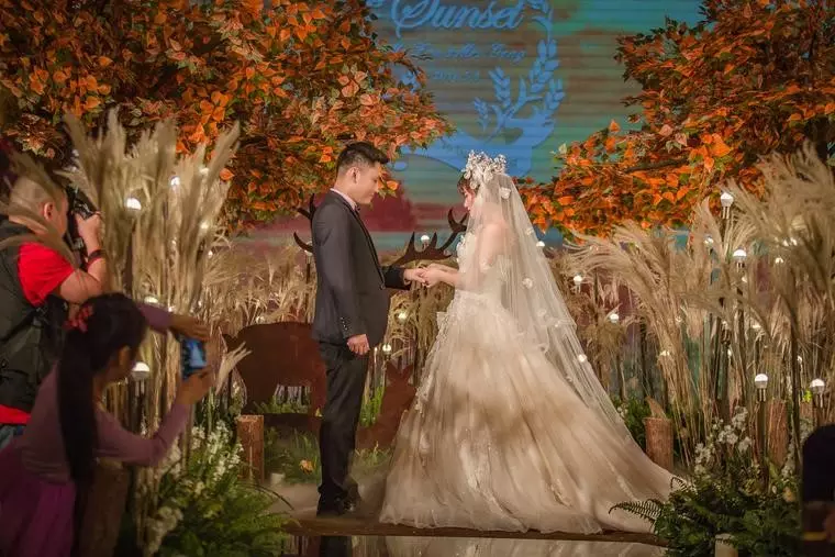 4、結婚一個月晚上為什麼不能出來:婚後一個月不能空房