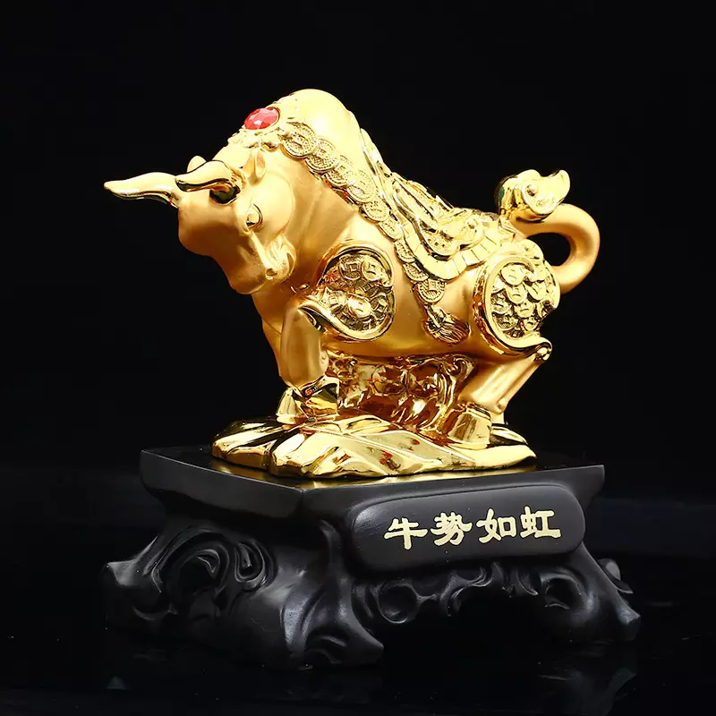 屬相屬牛1973年四月十二晨時生能帶金手飾嗎？