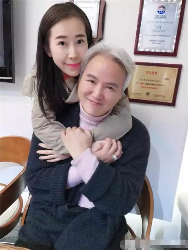 1、58歲的男子外遇:51歲女人婚配58歲男子和55歲男子,哪個更適合？