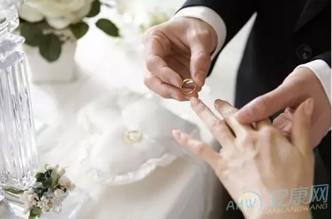 1、情侶相剋如何化解:夫妻五行相剋如何化解