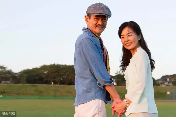 4、五十歲的男子情緒狀態:五十歲的男子的情緒
