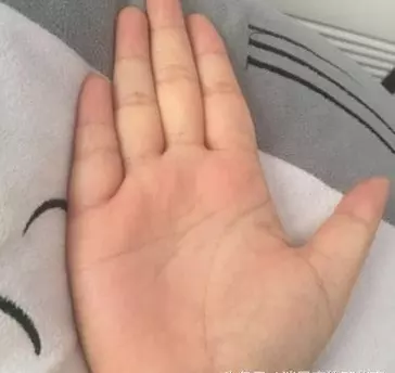 4、算命說二婚命是真的嗎:兩個不同算命的說我命里會二婚,可信嗎