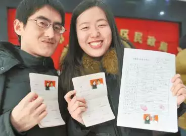 8、沒領結婚證老公出軌怎麼處理:沒領結婚證之前她們就在一起了可以告他出軌嗎？