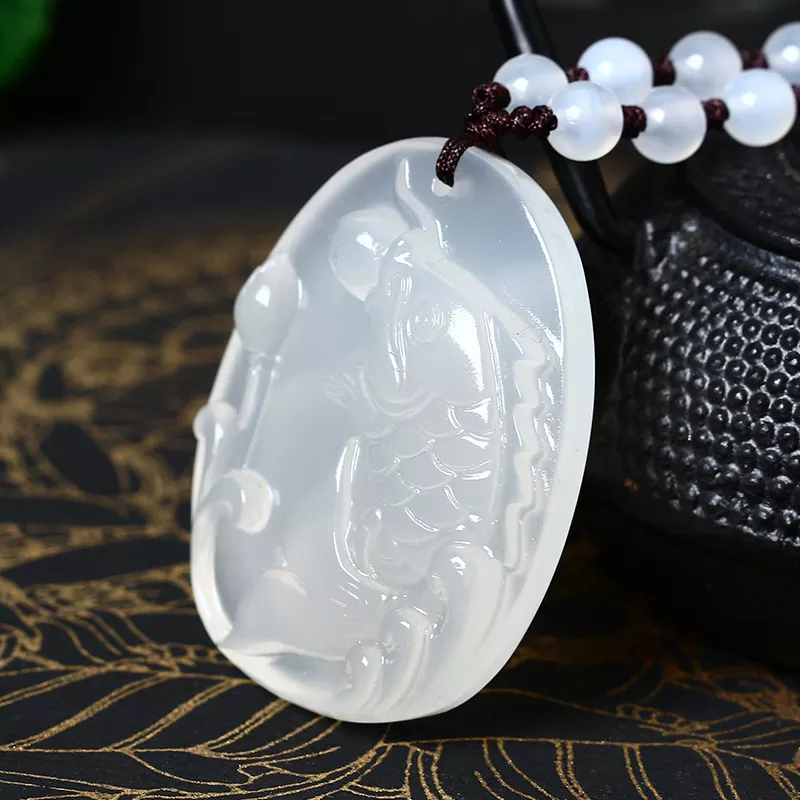 屬羊戴哪種屬相的吊墜：屬羊人最適合佩帶什麼飾品