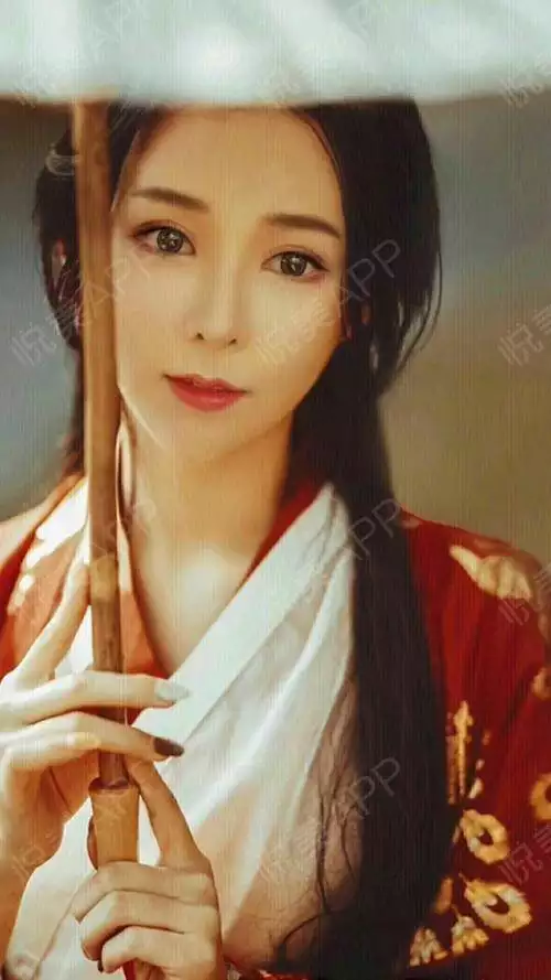 2、不知女人芳齡幾何家住何方可曾婚配:用自言自語的方式寫一段話，