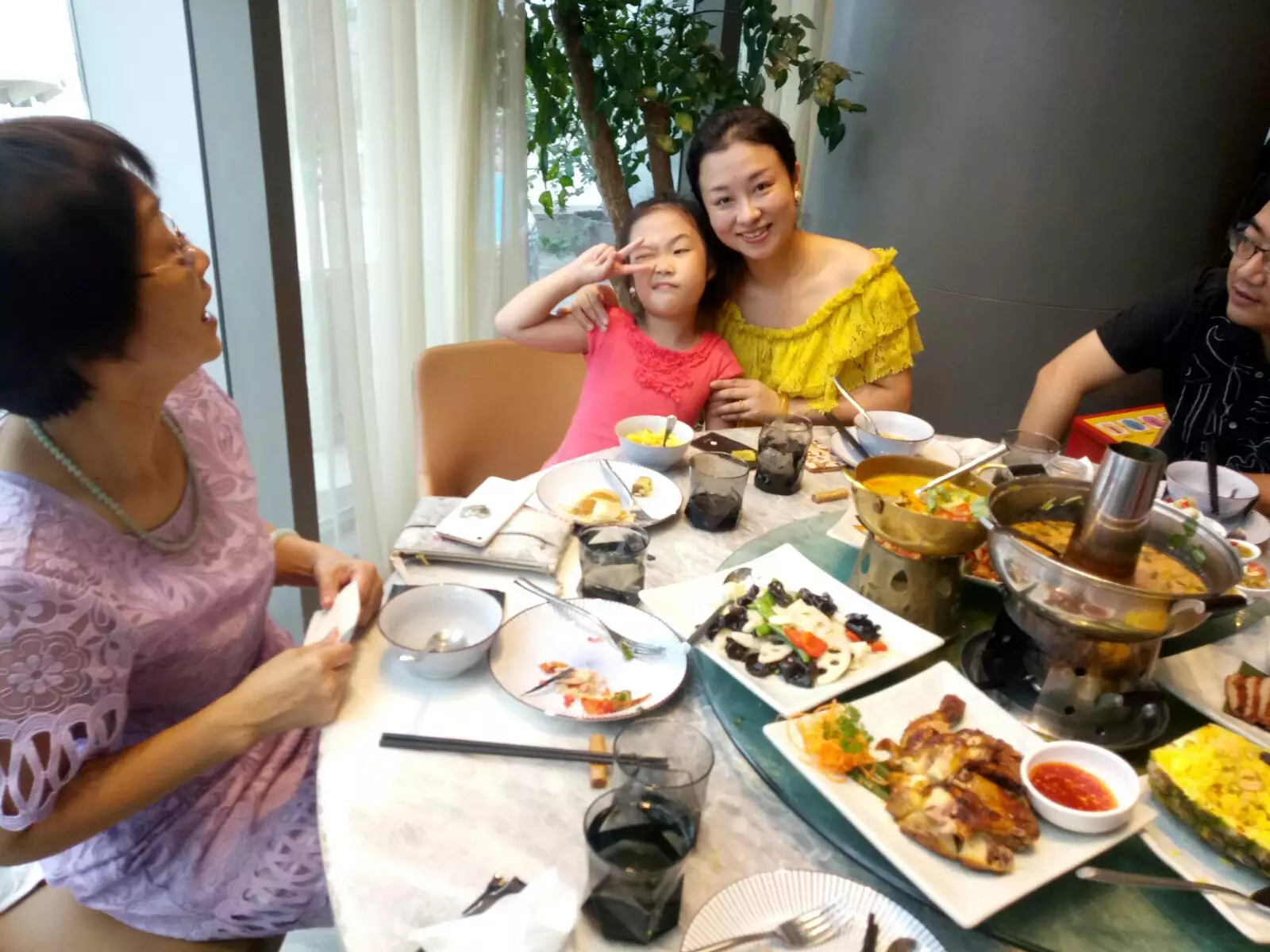 3、母親和孩子同月同日生的說法:母女農曆同月同日生好嗎？