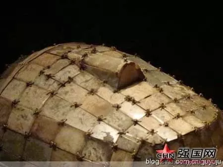 里放烏龜有什麼講究：陰宅風水物的使用盆里放水放烏龜銅錢埋在墳地什麼說法？
