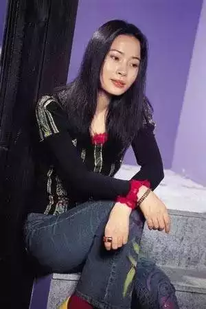 5、70后女人高貴典雅網名:70后女微信昵稱叫什麼好聽大氣