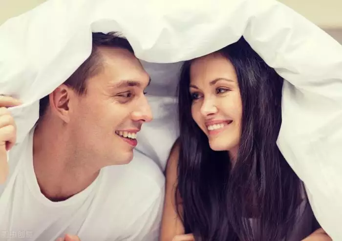 1、為小三離婚的男人會怎麼樣:為了小三而離婚的男人下場會怎樣？