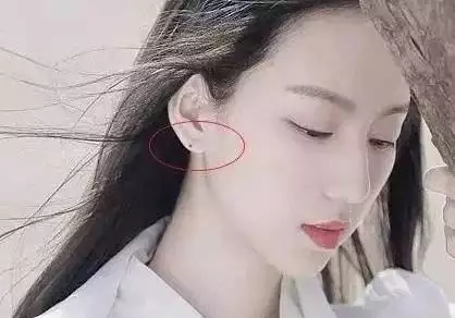 與前世有關的痣長在哪裡：“三處有痣”說的是哪三處地方，代表了什麼？