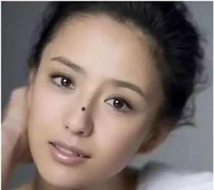 女人鼻樑有節，都說是容易離婚感情不順，是這樣的嗎？大家有實際例子嗎