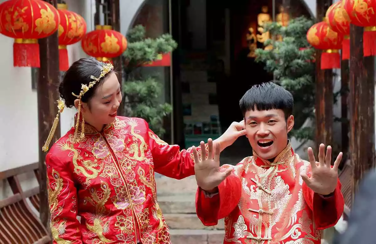 5、夫妻名字配對:求配對情侶名字