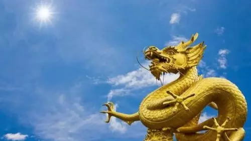 屬龍的女人適合什麼屬相的男人：屬龍的88年的女生和什麼屬相的男生最配