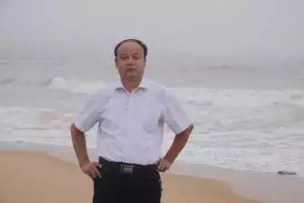 1、晉江上看的 星際蟲族文 雄蟲在軍隊事情 到婚配了 直接配對到了自己的上司 另有強制婚約什麼的