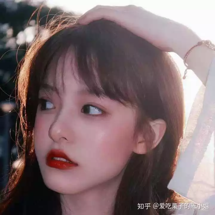 成熟高雅女人微信頭像：女生用什麼樣的圖片做微信頭像好呢？