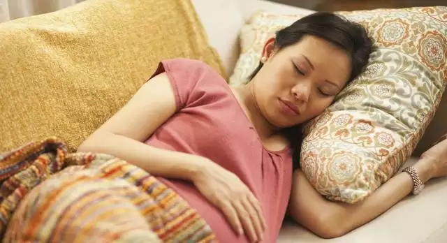 女人懷孕半個月能查出來嗎：經期,有懷孕的可能嗎?