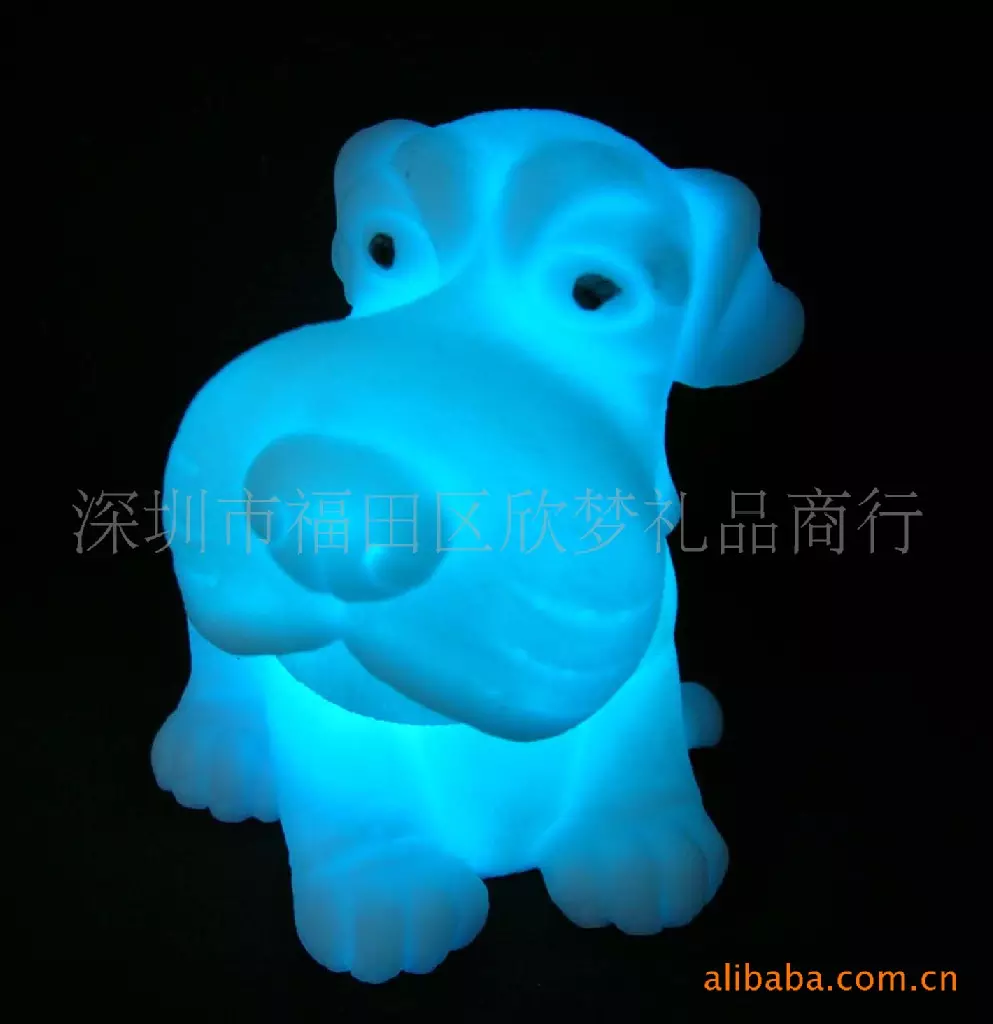 春眠自然好，金秋也眠飽，兒時敬床神，日夜說顛倒。十二生肖里哪個動物里。