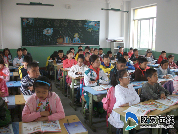 1、年出生那年上小學:年出生的人是什麼時候初中畢業和小學畢業的