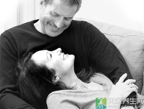 7、50男性一個月幾次正常:一個50歲的男人一個月會有多少次？