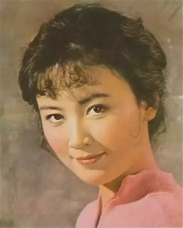 6、77年男和82年女能婚配嗎:年屬蛇的男子和年的屬狗的女人能婚配嗎？