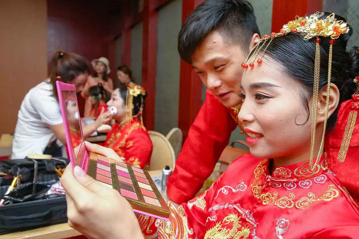 98屬虎哪一年結婚最好：98年屬虎女的姻緣在哪年