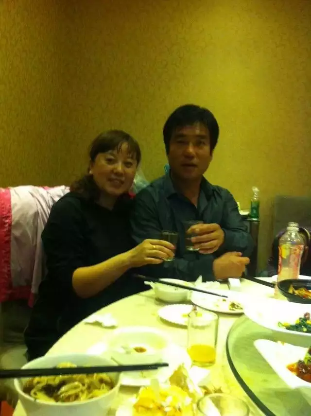 3、92男配96女婚配好不:男、劍鋒金命。和女、澗下水命。結婚好嗎。