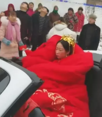 7、大雪天結婚好不好:結婚當天下雪好嗎