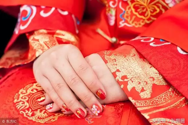 1、免費生辰八字和婚姻配對:生辰八字，婚姻配對