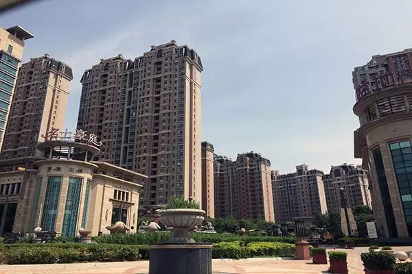 年爐中火命和什麼命最配：86年屬虎金牛座爐中火命和什麼人最配