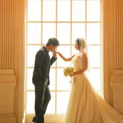 3、19歲和20歲結婚配嗎:我19歲 馬上20歲了 可以結婚嗎