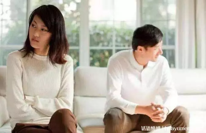 2、男人出軌既不離婚也不和小三斷:男人出軌不離婚也不和小三分手是為什麼？