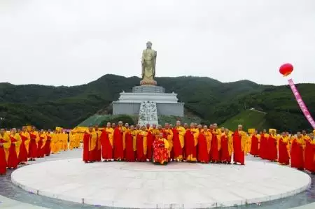 1、82年屬狗什麼時候翻身:屬狗的在什麼時候走桃花運