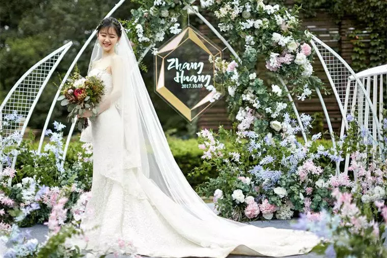 1、兩個豬年同月出生婚配好不:豬年同年同月生的人娶親好嗎？