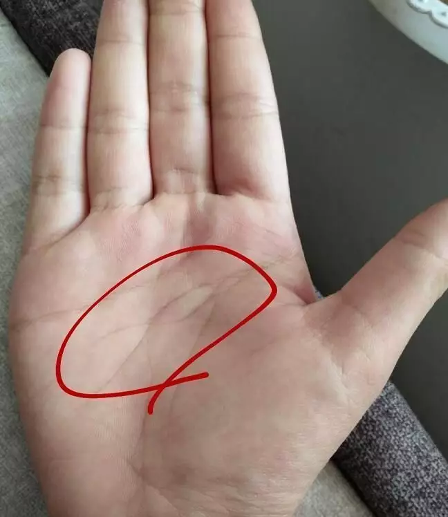 3、手相看有幾次婚姻:怎麼才能從手相看出自己有第二次婚姻