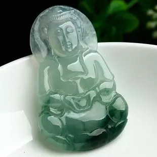 玉石十二屬相掛件：這個掛件是什麼玉做的