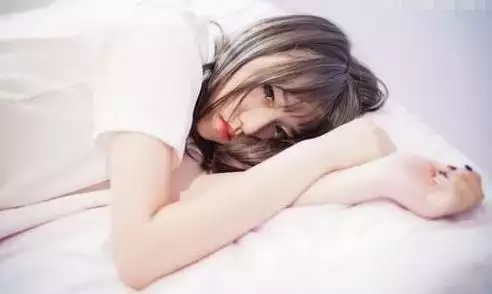 1、如何做小三的痛苦:怎麼對付一個當小三的賤女人？怎麼樣才能讓她痛苦。。