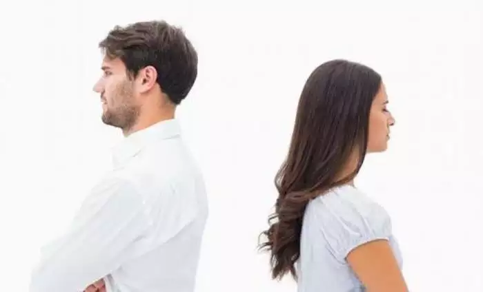 4、妻子不愛丈夫十大表現:如果妻子不愛丈夫了會有什麼表現