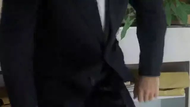 4、倒貼的小三是什麼心理:我是一個小三,而且還是那種倒貼的小三
