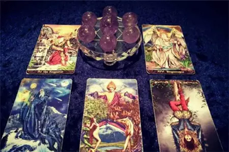 4、塔羅牌算婚姻:塔羅牌測試愛情