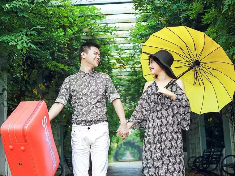 1、88年生肖龍與蛇婚配:十二生肖中龍和蛇配嗎