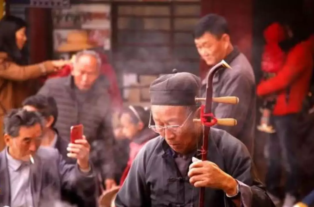 3、看婚姻的香火怎麼看:看香火的能看出兩個人有沒有緣分么