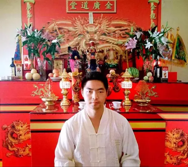 7、算卦說的動婚是什麼意思:八字算命說的動婚是什麼意思