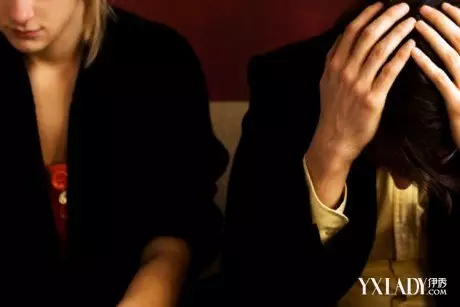 1、知道女人出軌說還是不說:如何判斷一個女人是否出軌