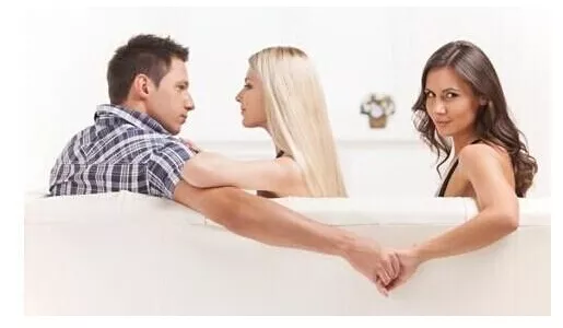 5、如何忘掉老公出軌的痛:老公出軌妻子怎樣走出痛苦
